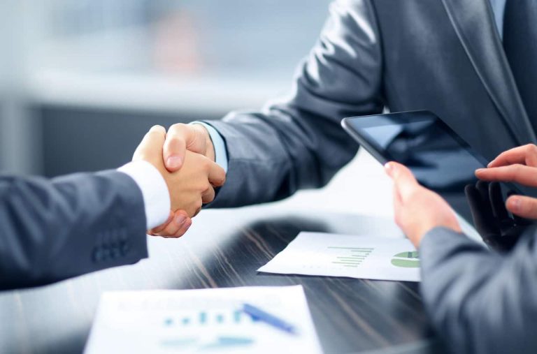 6 Important Factors To Check To Pick The Ideal Personal Loan For Your Needs