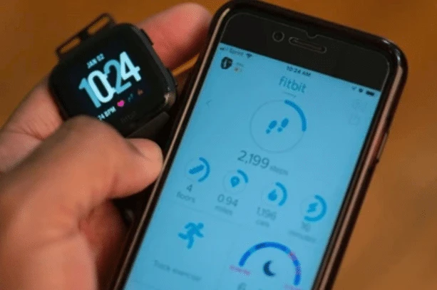 In a Pinch: How to Charge a Fitbit Without a Charger