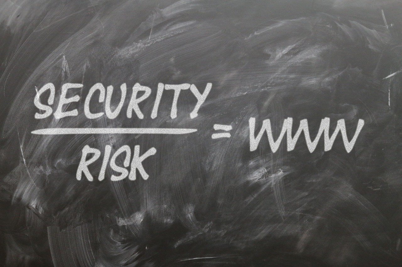 Integration of Incident Data into Security Risk Registers: Leveraging Past Experiences