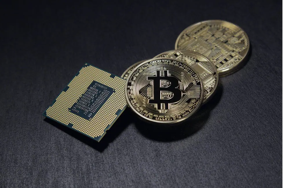 DeFi consultants can help you choose the right cryptocurrencies for investments in the digital age