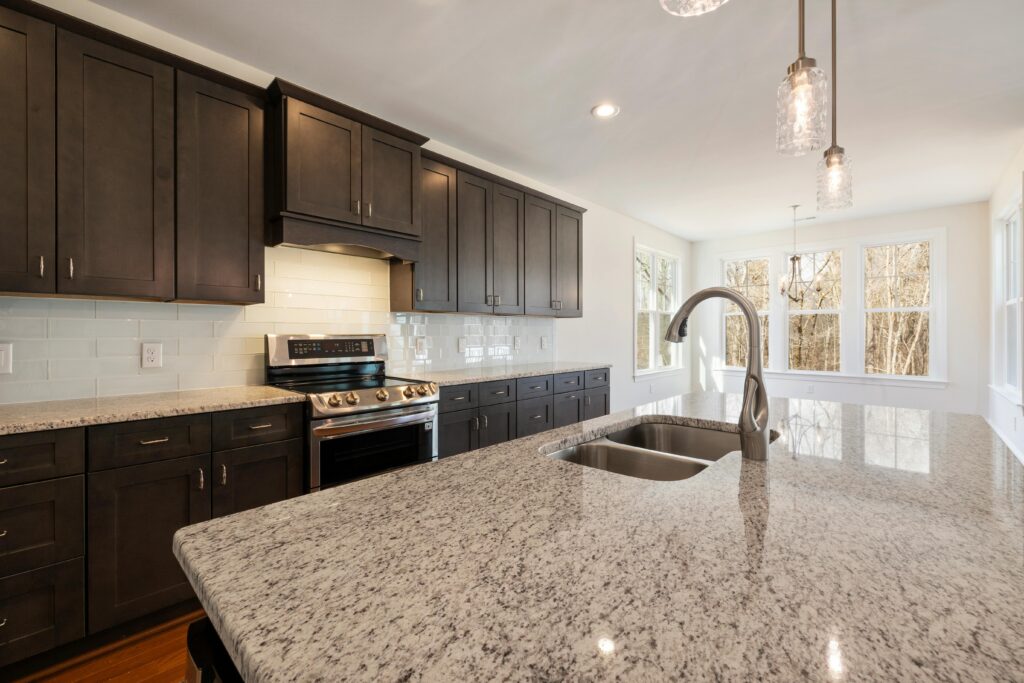 From Drab to Designer: Hiring the Best Kitchen Remodel Contractors in Seattle