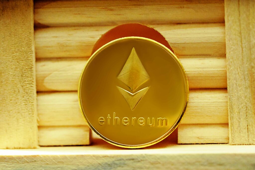 The Battle Between Crypto Giants: Solana Is the David to Ethereum’s Goliath