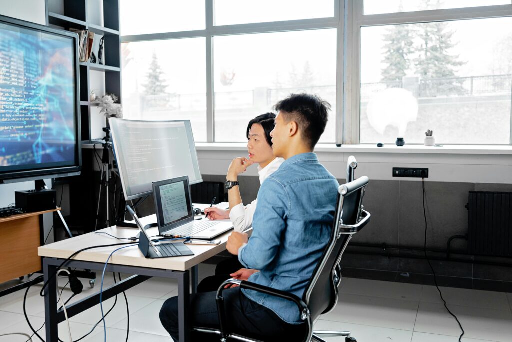 Recruiting Remote Software Engineers: Key Considerations and Strategies