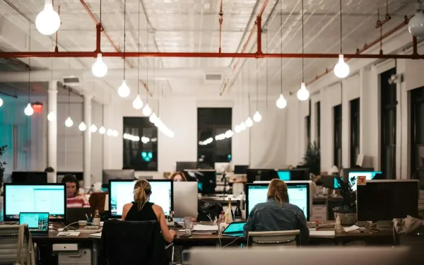 Big Data Outsourcing 1 1 Big Data Outsourcing Guide: 5 Critical Factors For Successful Project Delivery