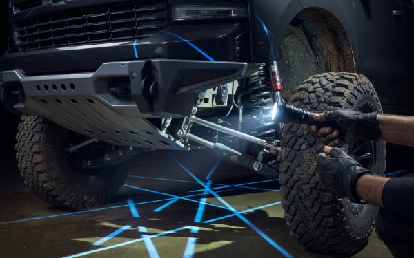 Chevy Silverado Trail Boss - Chevy Silverado Trail Boss Review: Rugged Off-Road Capability